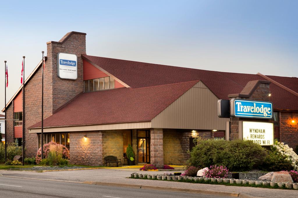 Travelodge Lakeshore