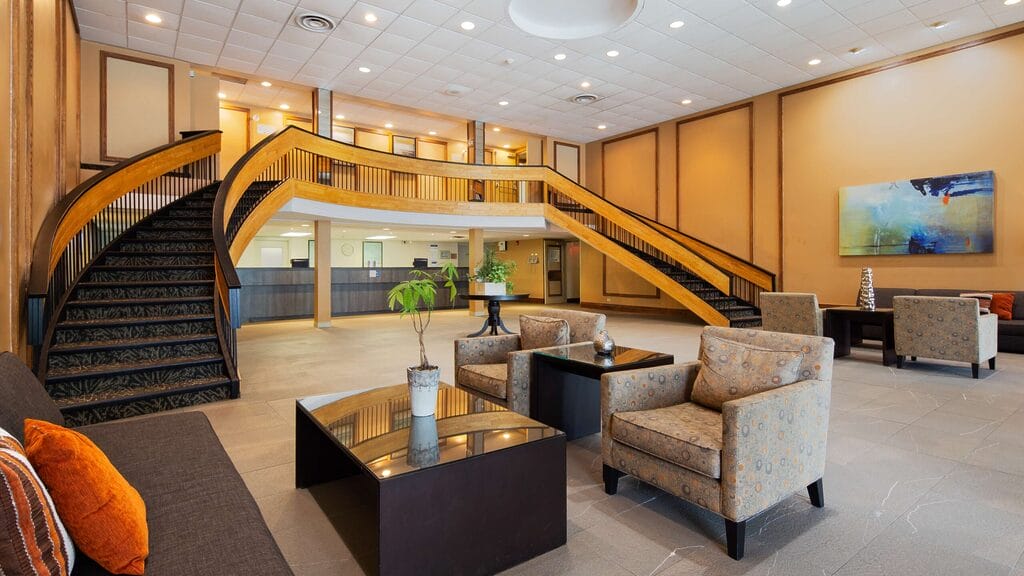 Best Western North Bay Foyer Reception