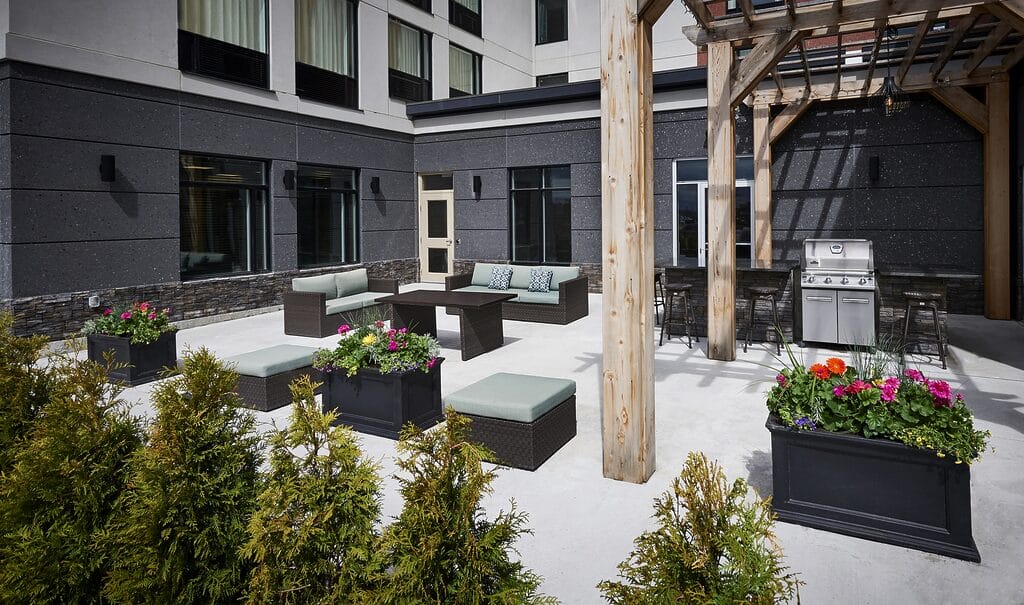 Homewood Suites North Bay Outdoor Patio