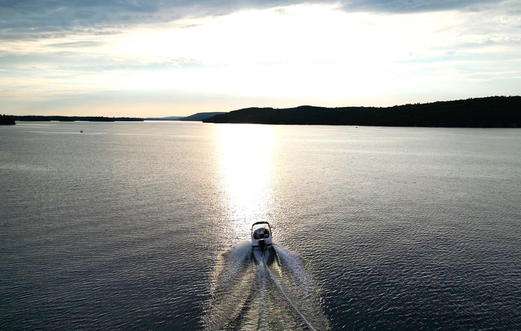 BOATING3 boat trip on Lake Nipissing
