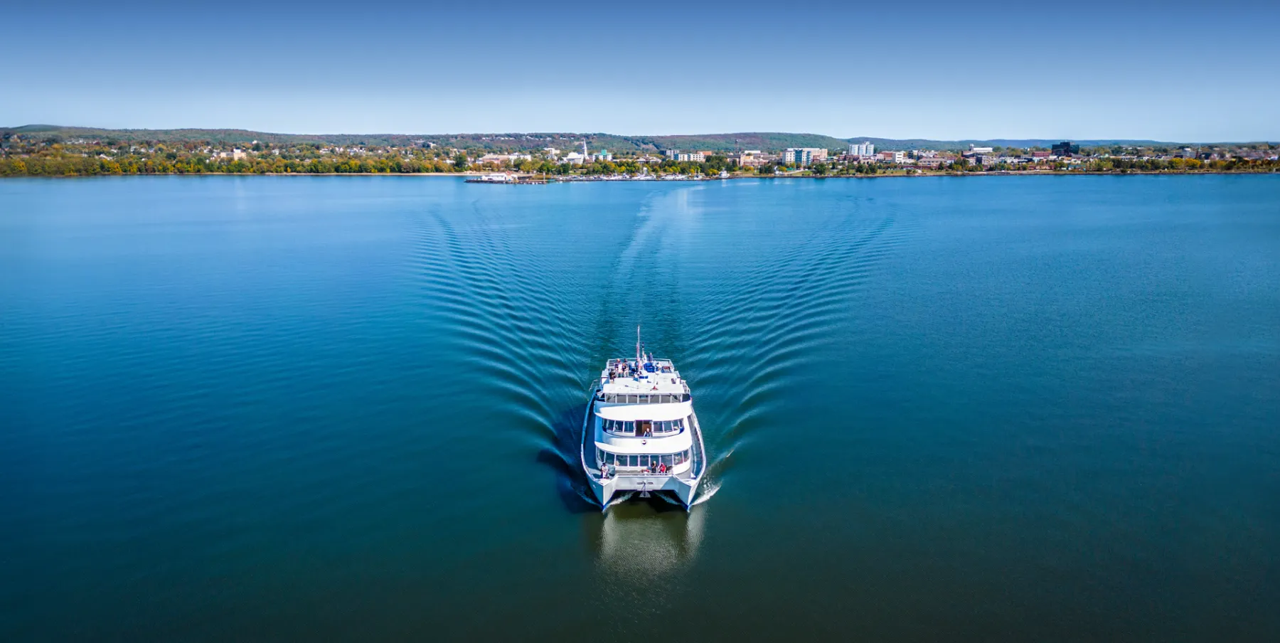 Cheif Commanda II Cruise - North Bay Ontario